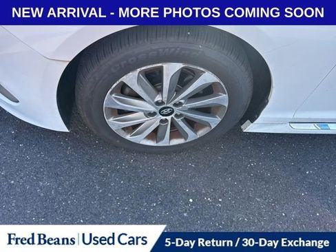 Used 2016 Hyundai Sonata Sport w/ Option Group 02 image 4