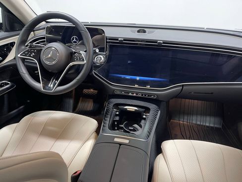 Used 2026 Mercedes-Benz E 350 4MATIC Sedan image 29