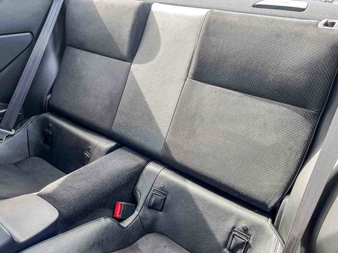 Used 2024 Toyota GR86 Premium image 17