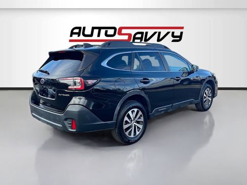 Used 2021 Subaru Outback Premium AWD/4WD image 7