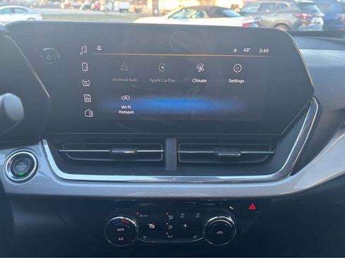 Used 2024 Chevrolet Trax LT w/ Driver Confidence Package image 21