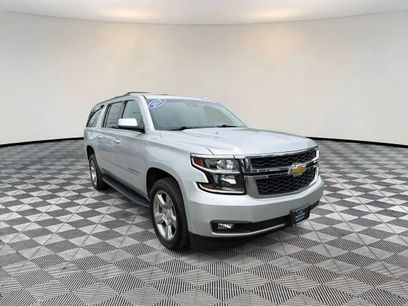 Used 2018 Chevrolet Suburban LT w/ Luxury Package
