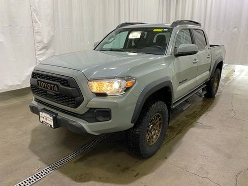 Certified 2022 Toyota Tacoma SR5 w/ Trail Edition image 5