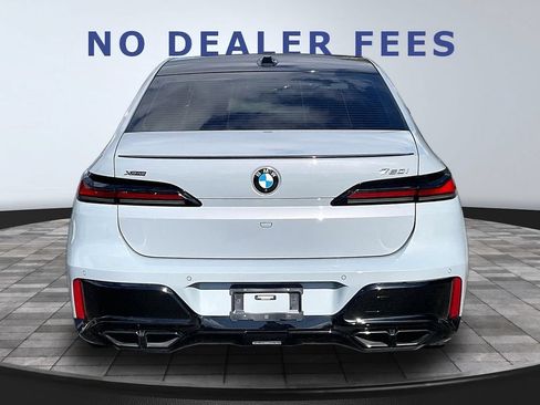 Used 2023 BMW 760i xDrive AWD/4WD image 5