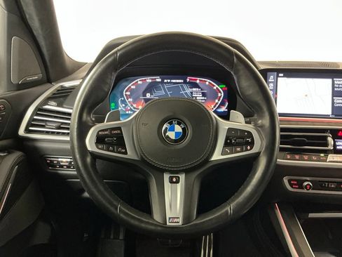 Used 2022 BMW X7 M50i w/ Dynamic Handling Package AWD/4WD image 16