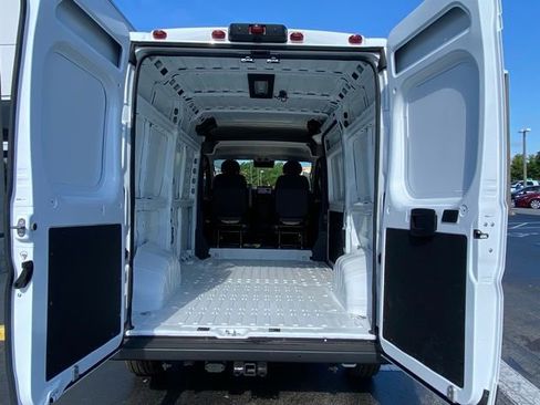 New 2026 RAM ProMaster 1500 w/ Quick Order Package 22G SLT FWD image 24
