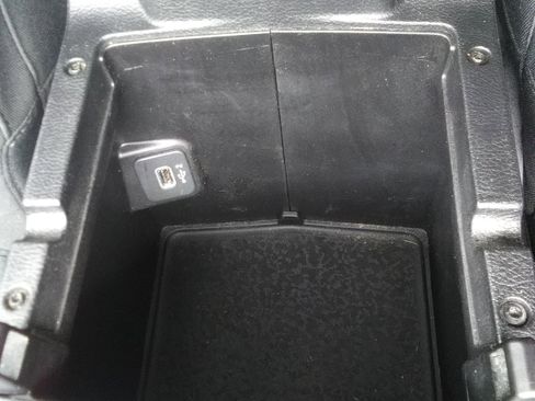 Used 2021 Jeep Wrangler Sport S image 14