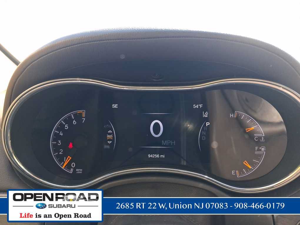 Used 2018 Jeep Grand Cherokee Overland AWD/4WD image 30