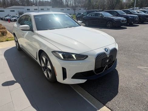 New 2026 BMW i4 xDrive40i w/ Premium Package AWD/4WD image 5