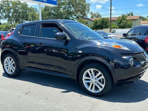 Used 2014 Nissan Juke S FWD image 10