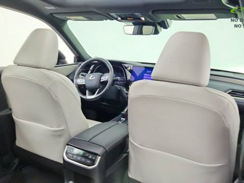 Used 2025 Lexus TX 350 AWD w/ Technology Package image 27