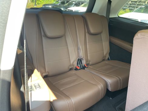 Certified 2024 Mercedes-Benz GLS 450 4MATIC image 48