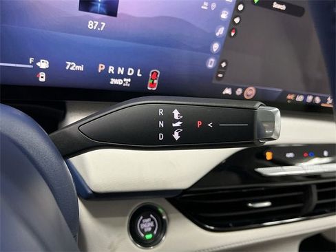 New 2026 Buick Enclave Avenir w/ Super Cruise Package image 16