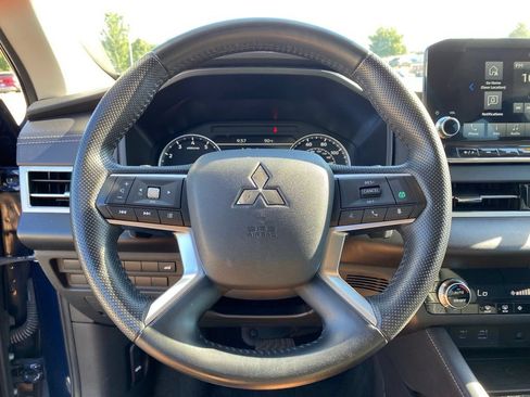 Used 2024 Mitsubishi Outlander SE AWD/4WD image 13