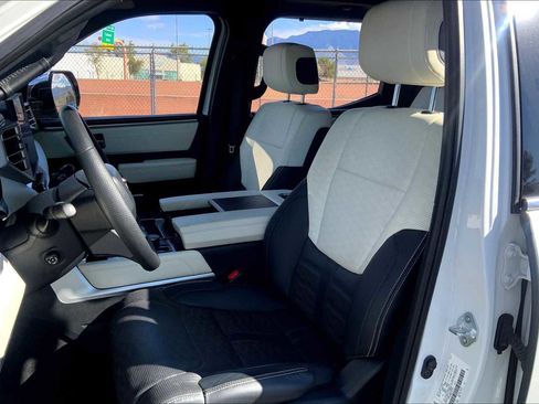 Used 2023 Toyota Tundra Capstone image 9