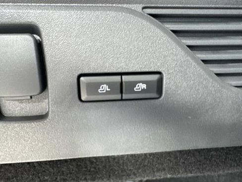 New 2026 Lincoln Nautilus Reserve image 12