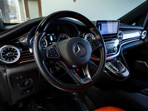 Used 2021 Mercedes-Benz Metris Passenger image 34