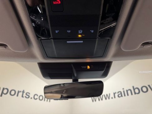 New 2025 Mitsubishi Outlander SE image 20