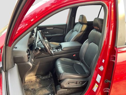 Used 2023 Honda Pilot TrailSport image 20