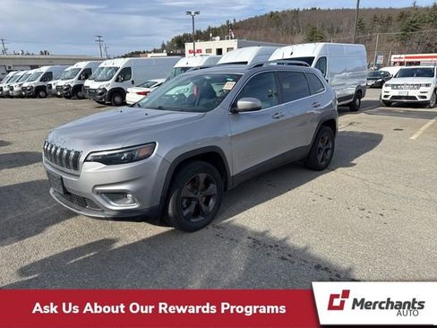 Used 2020 Jeep Cherokee Limited image 1