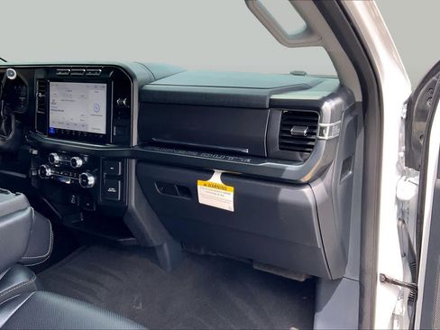 Used 2024 Ford F250 Lariat w/ Black Appearance Package AWD/4WD image 18
