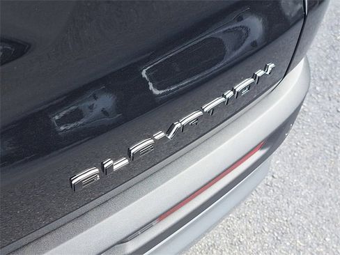 New 2025 GMC Acadia Elevation w/ Elevation Premium Package image 6