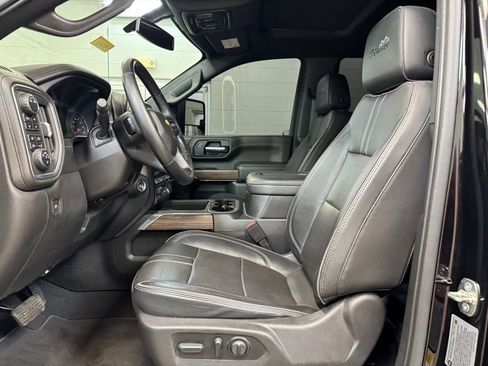 Used 2022 Chevrolet Silverado 3500 High Country AWD/4WD image 13