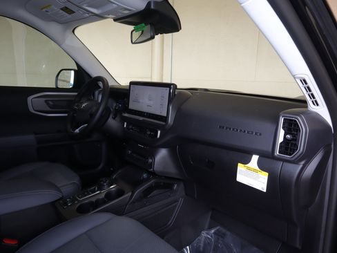 New 2025 Ford Bronco Sport Badlands AWD/4WD image 37