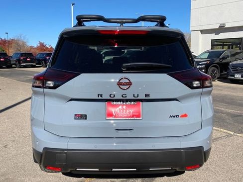 New 2026 Nissan Rogue Rock Creek image 4