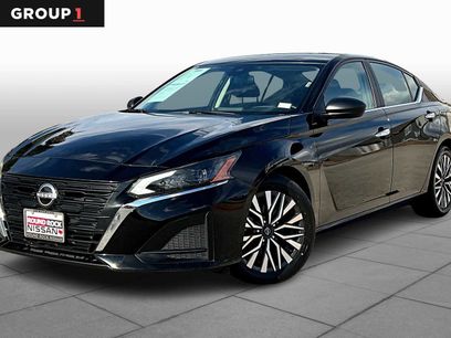 Certified 2024 Nissan Altima 2.5 SV