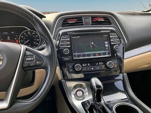 Used 2018 Nissan Maxima 3.5 SL FWD image 6