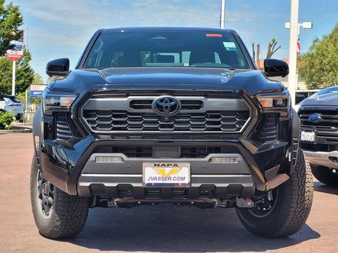 New 2026 Toyota Tacoma TRD Off-Road AWD/4WD image 2