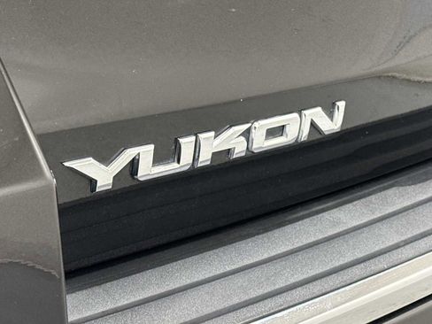 Used 2018 GMC Yukon Denali w/ Denali Ultimate Package image 30