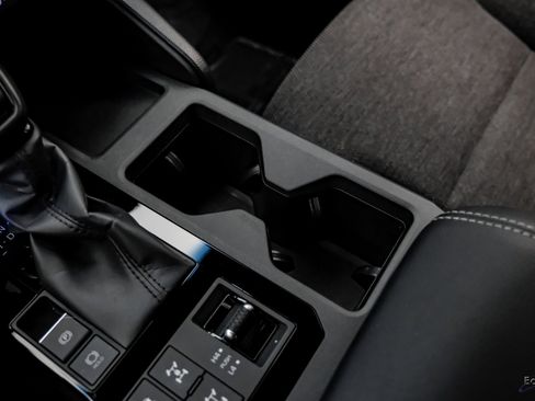 Used 2024 Toyota Land Cruiser image 56