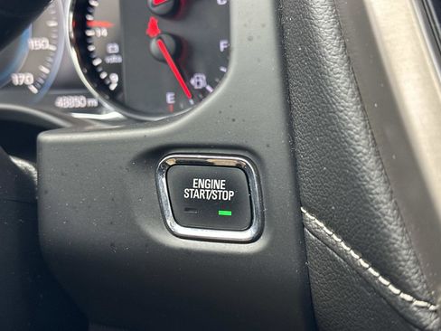 Used 2019 GMC Acadia Denali w/ Technology Package AWD/4WD image 27