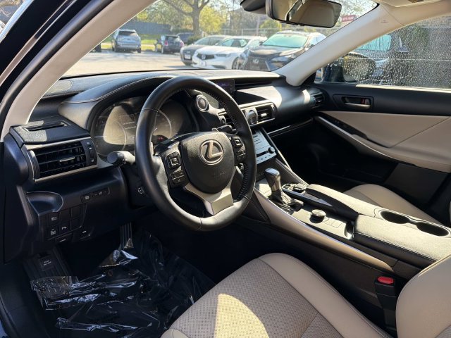 Used 2017 Lexus IS 300 AWD w/ Navigation System Package image 14