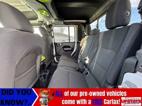 Used 2022 Jeep Gladiator Sport image 10
