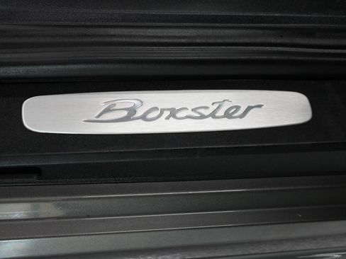 Used 2021 Porsche 718 Boxster w/ Premium Package RWD image 29