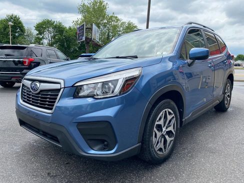 Used 2019 Subaru Forester Premium w/ All-Weather Package AWD/4WD image 7