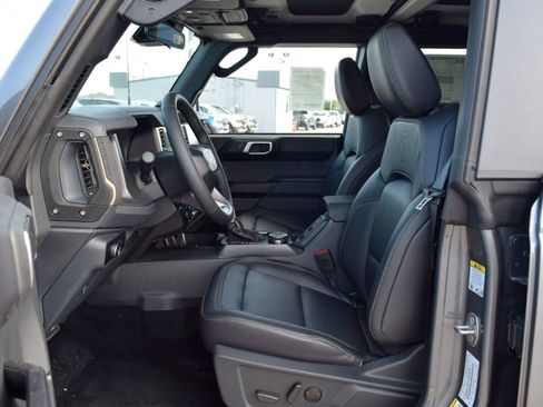 New 2026 Ford Bronco Badlands AWD/4WD image 18
