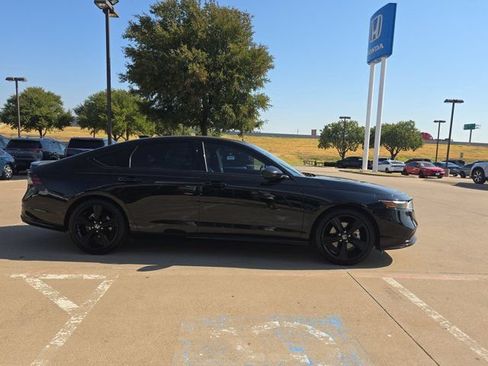 Used 2024 Honda Accord Sport image 4