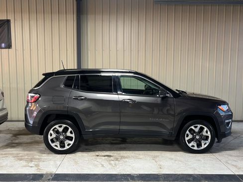 Used 2019 Jeep Compass Limited image 7