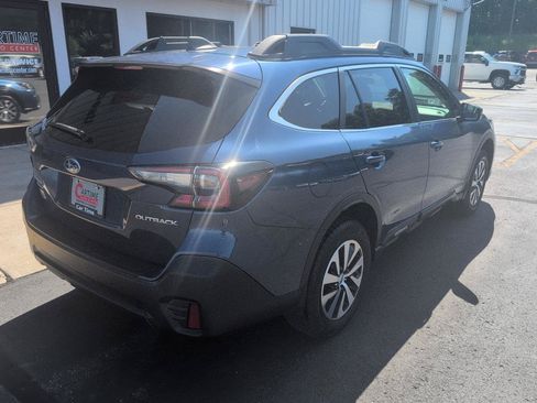 Used 2021 Subaru Outback Premium AWD/4WD image 8