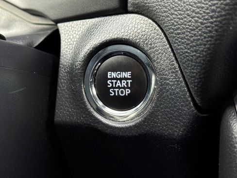 Used 2024 Toyota RAV4 XLE FWD image 25