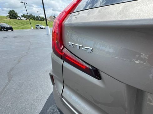 Used 2025 Cadillac XT4 Premium Luxury FWD image 5