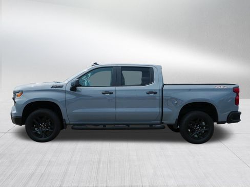 Used 2024 Chevrolet Silverado 1500 Custom Trail Boss w/ Turbomax Blackout Package AWD/4WD image 4