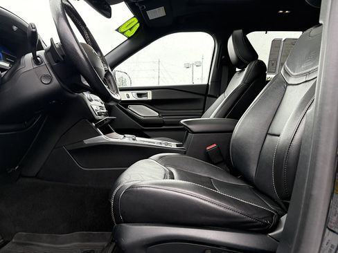 Certified 2020 Ford Explorer ST w/ ST Street Pack AWD/4WD image 16