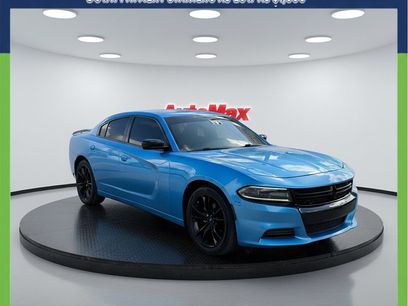 Used 2018 Dodge Charger SXT w/ Blacktop Package