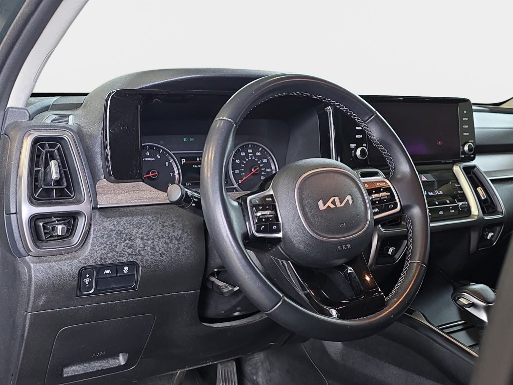 Used 2022 Kia Sorento S AWD/4WD image 17