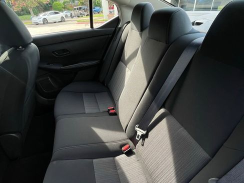 Used 2024 Nissan Sentra SV FWD image 24
